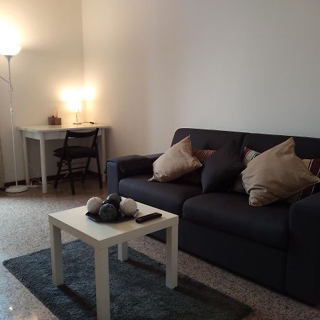 Kibilu - Via F. Aporti Apartment มิลาน ภายนอก รูปภาพ